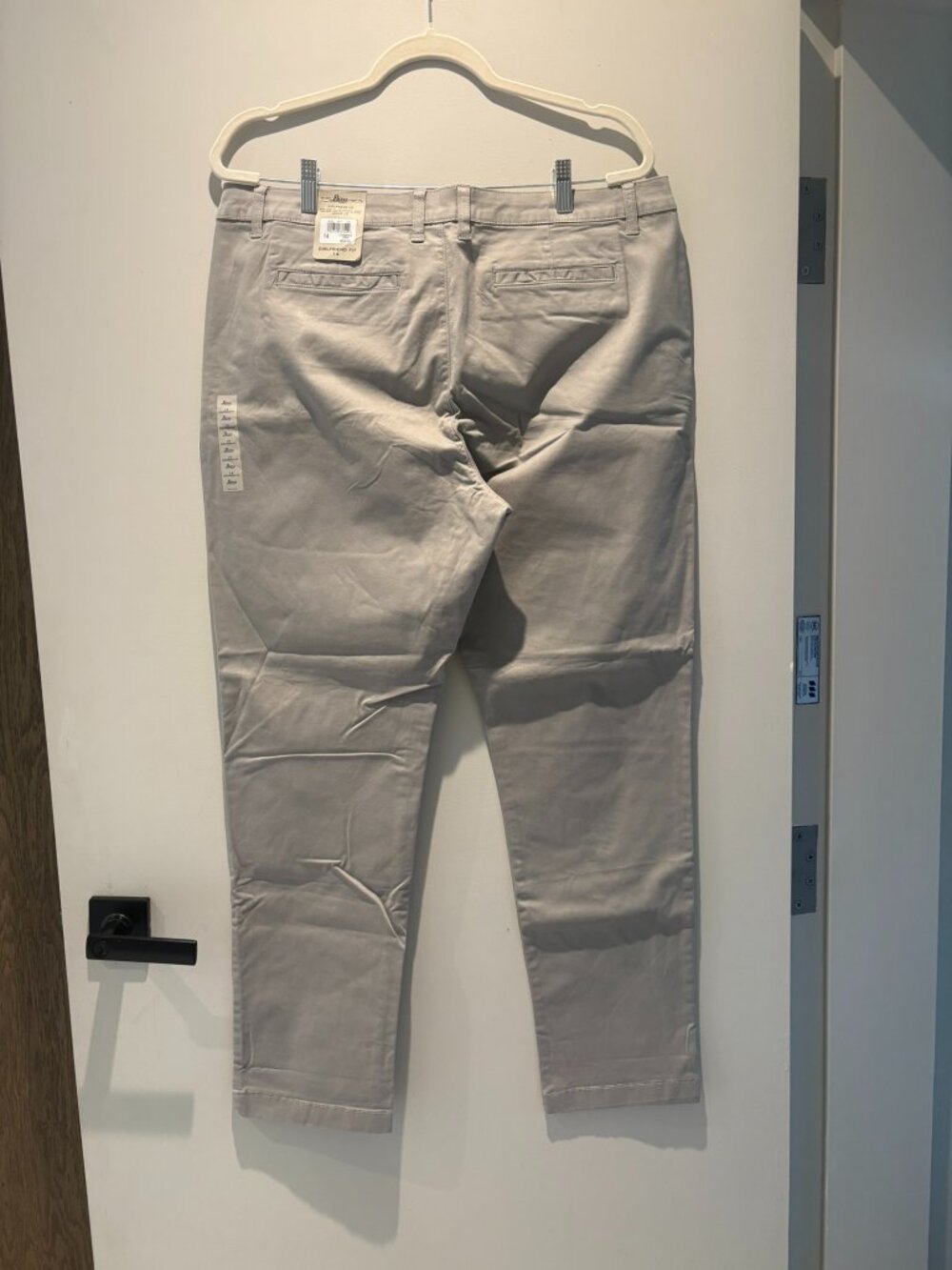 G.H. Bass & Co. Girlfriend fit Grey Chino - Picture 4 of 10